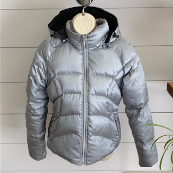 Nike Jackets & Blazers - Nike Down Filled Silver Puffer Coat sz M